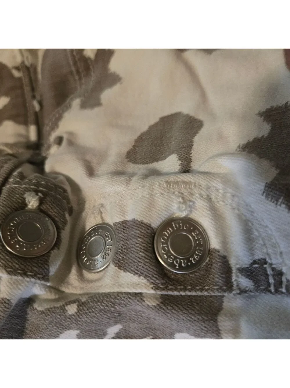 abercrombie kids brand abercrombie